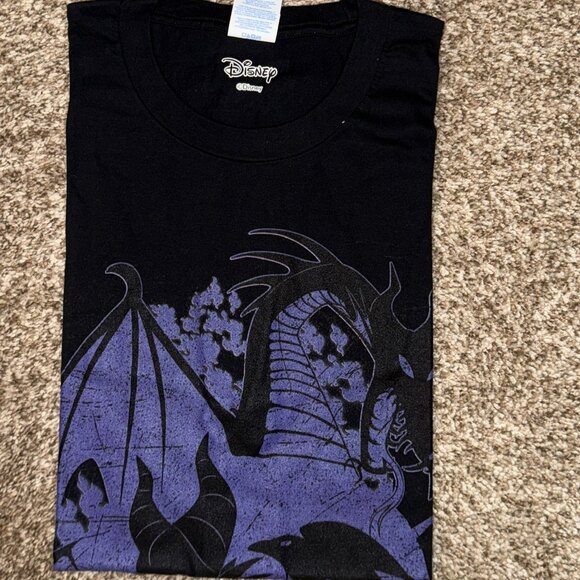 Disney Maleficent t-shirt- large. - Picture 2 of 2